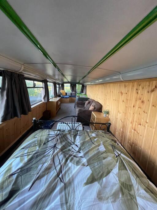 The Green Bus And The Lodge Woodstock Luaran gambar