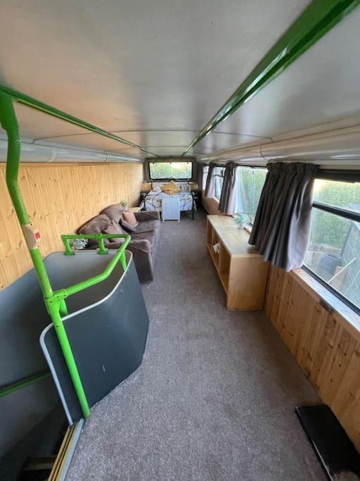 The Green Bus And The Lodge Woodstock Luaran gambar